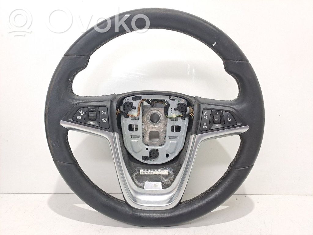 Opel Zafira C Steering wheel 