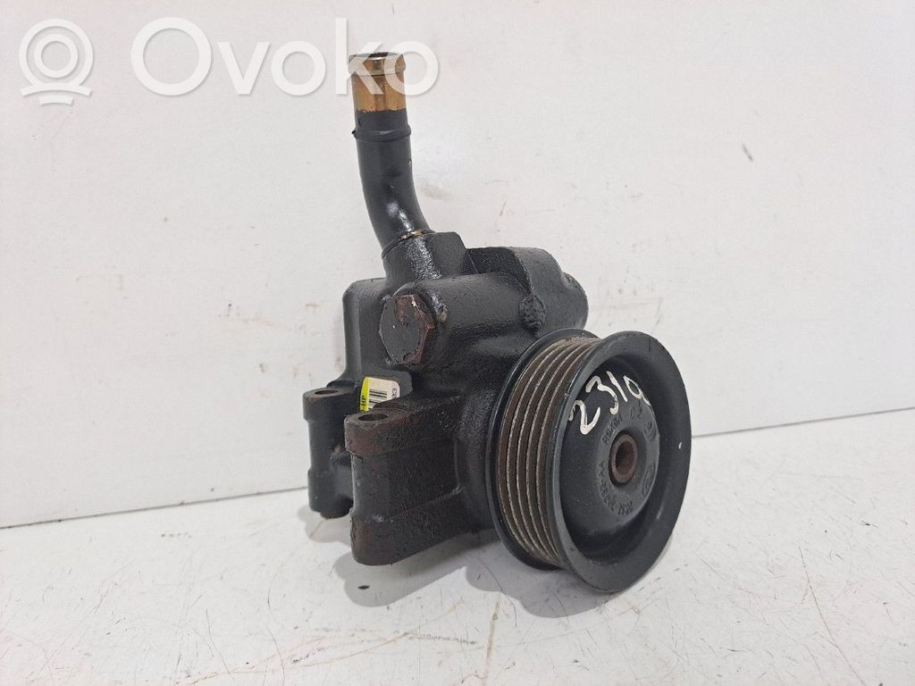 Ohjaustehostimen pumppu   2FD0703