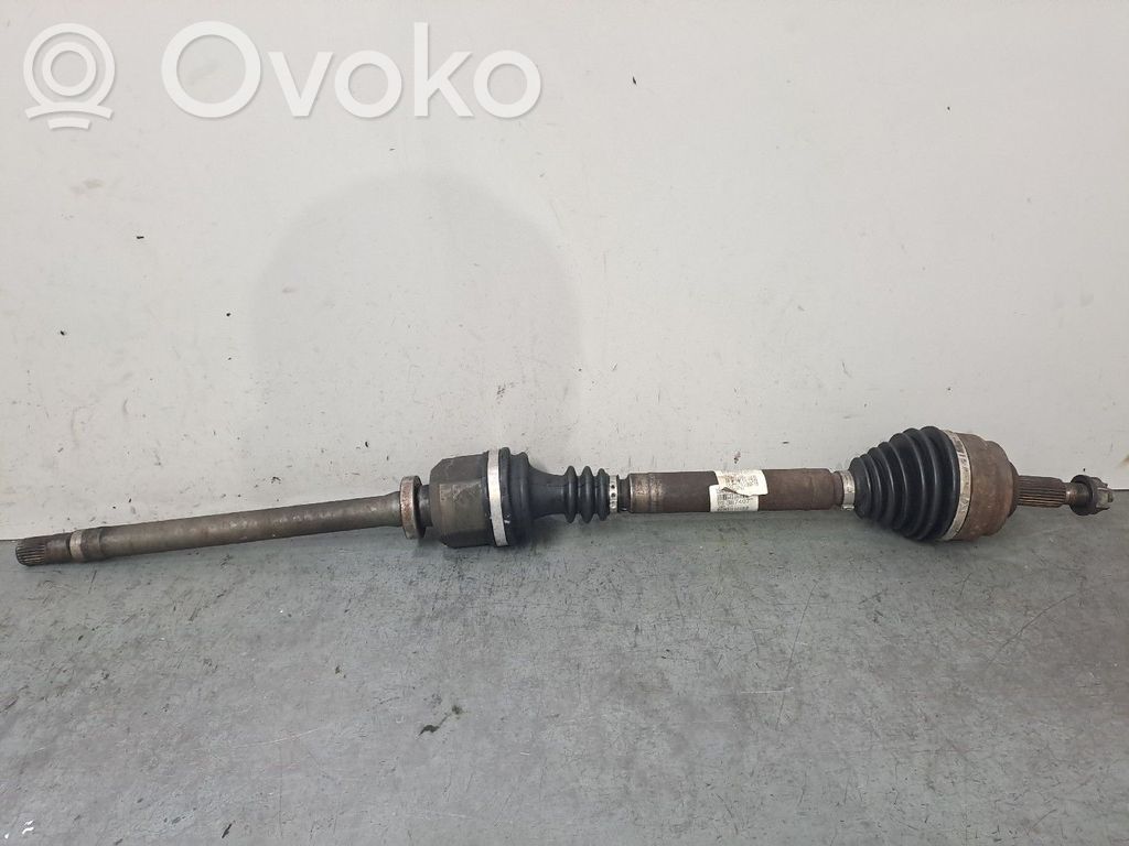 Eje de transmisión delantero   8200387407