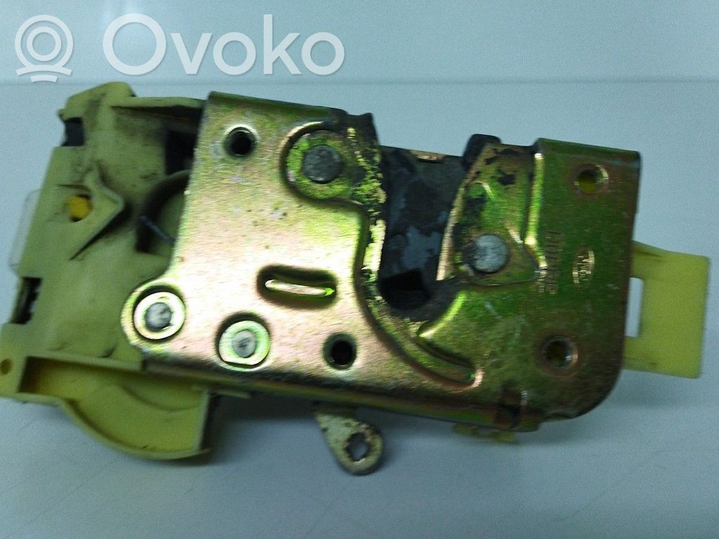Etuoven lukko