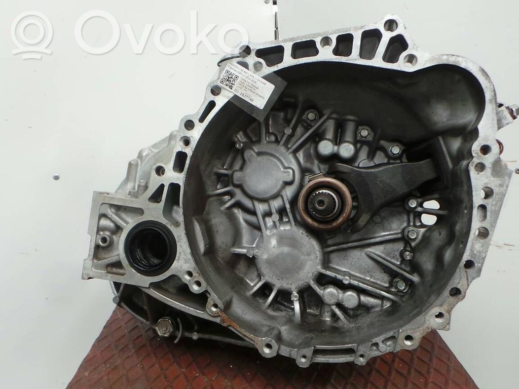 Toyota Auris E180 Mechaninė 5 pavarų dėžė 