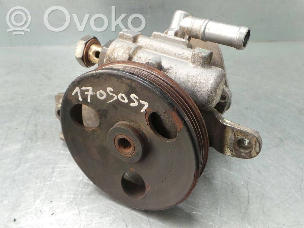 Nissan Primera Power steering pump 