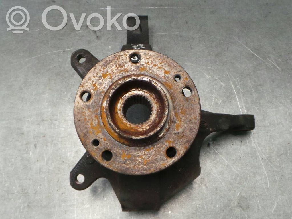 Renault Laguna I Achsschenkel vorne 