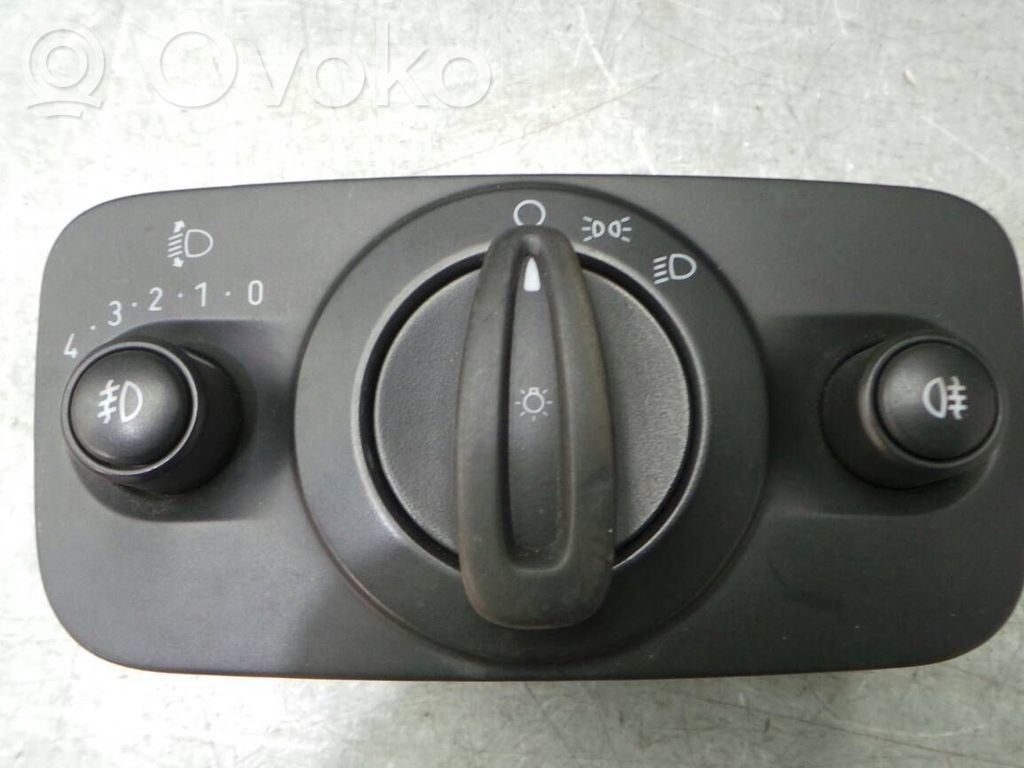 Ford Fiesta Otros interruptores/perillas/selectores 