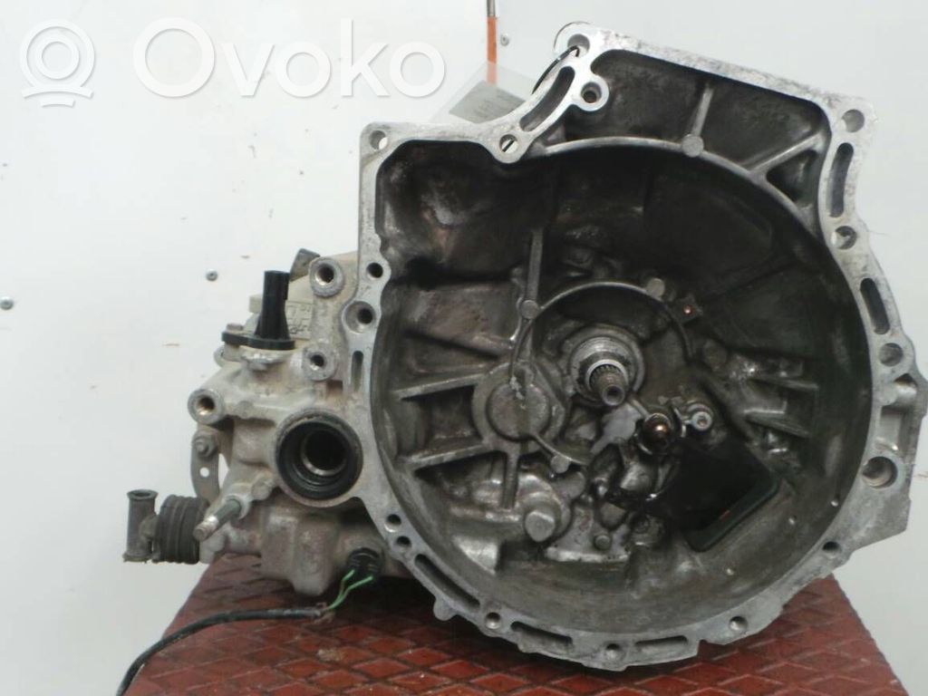 Mazda 323 Mechaninė 5 pavarų dėžė 