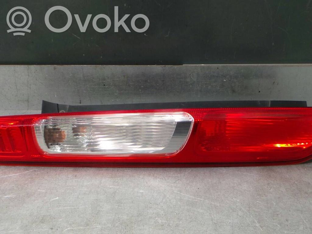 Ford Focus Takaluukun takavalot 
