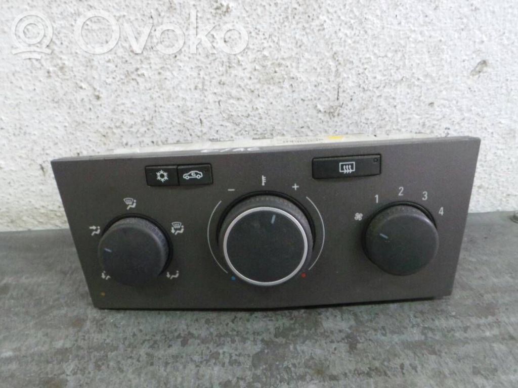 Opel Astra H Ilmastoinnin ohjainlaite 