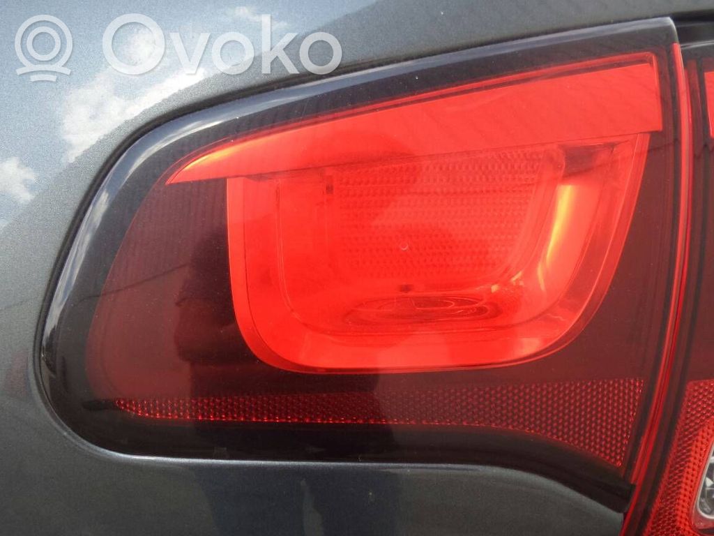 Citroen C3 Tailgate rear/tail lights 