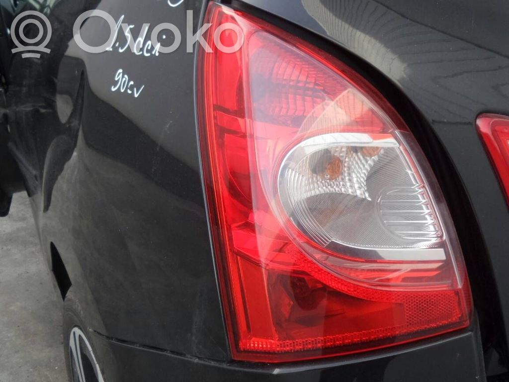 Renault Twingo II Luci posteriori del portellone del bagagliaio 