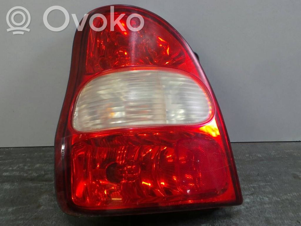 KIA Carnival Luci posteriori del portellone del bagagliaio 