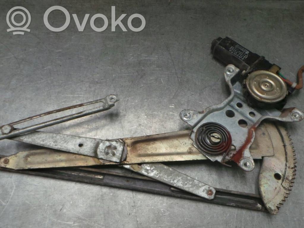 Toyota Corolla E90 Front window lifting mechanism without motor 