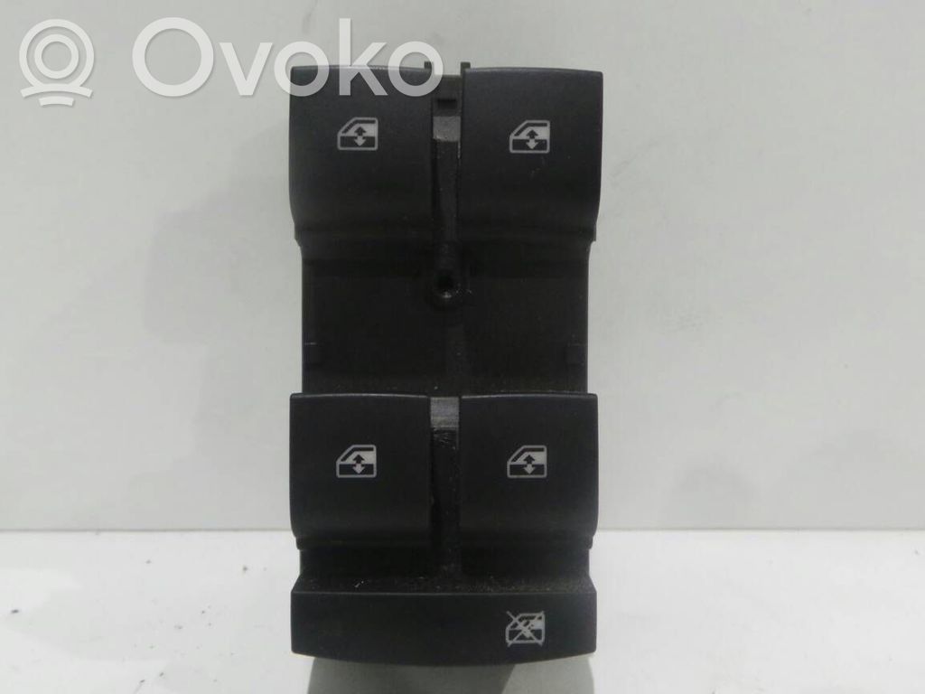 Electric window control switch   20830838,1403002