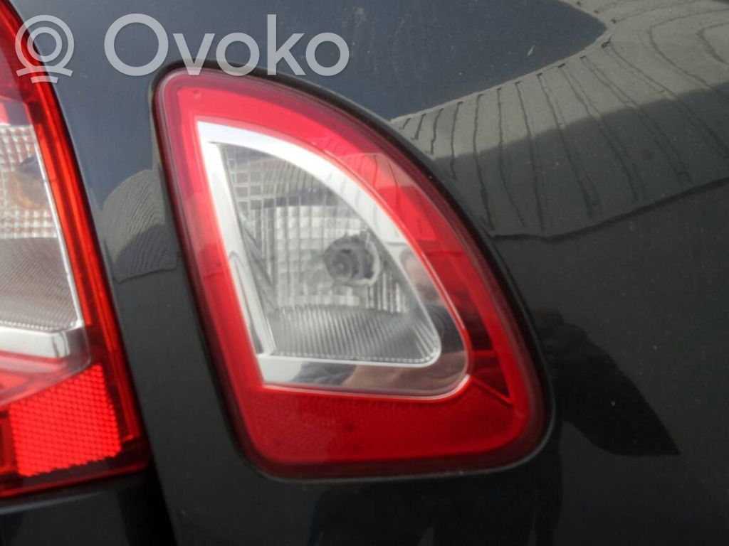Renault Twingo II Luci posteriori del portellone del bagagliaio 