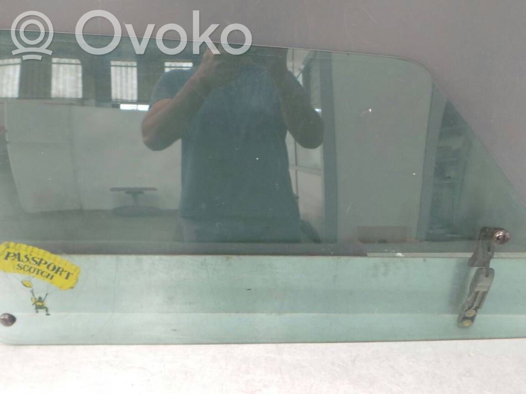 Ford Fiesta Rear side window 