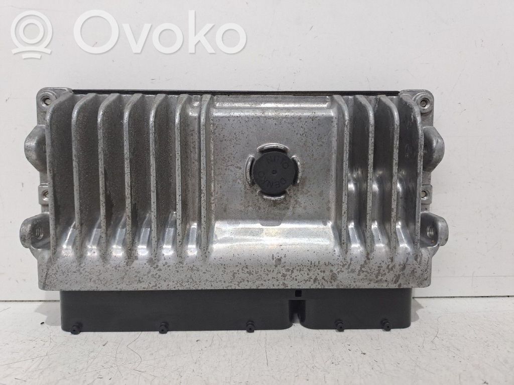 Dzinēja vadības bloks   8966602750,MB2762007911