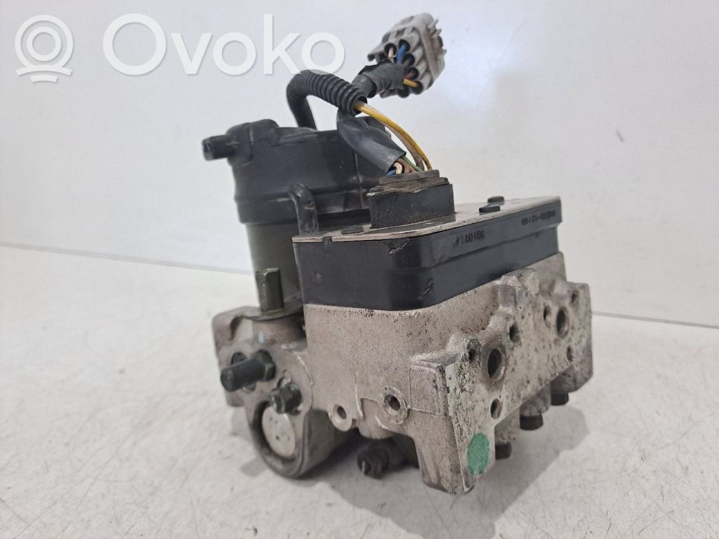 Toyota Corolla E110 ABS-pumppu 