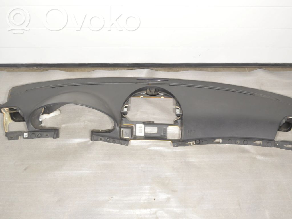 Mercedes-Benz E W211 Panel de instrumentos 