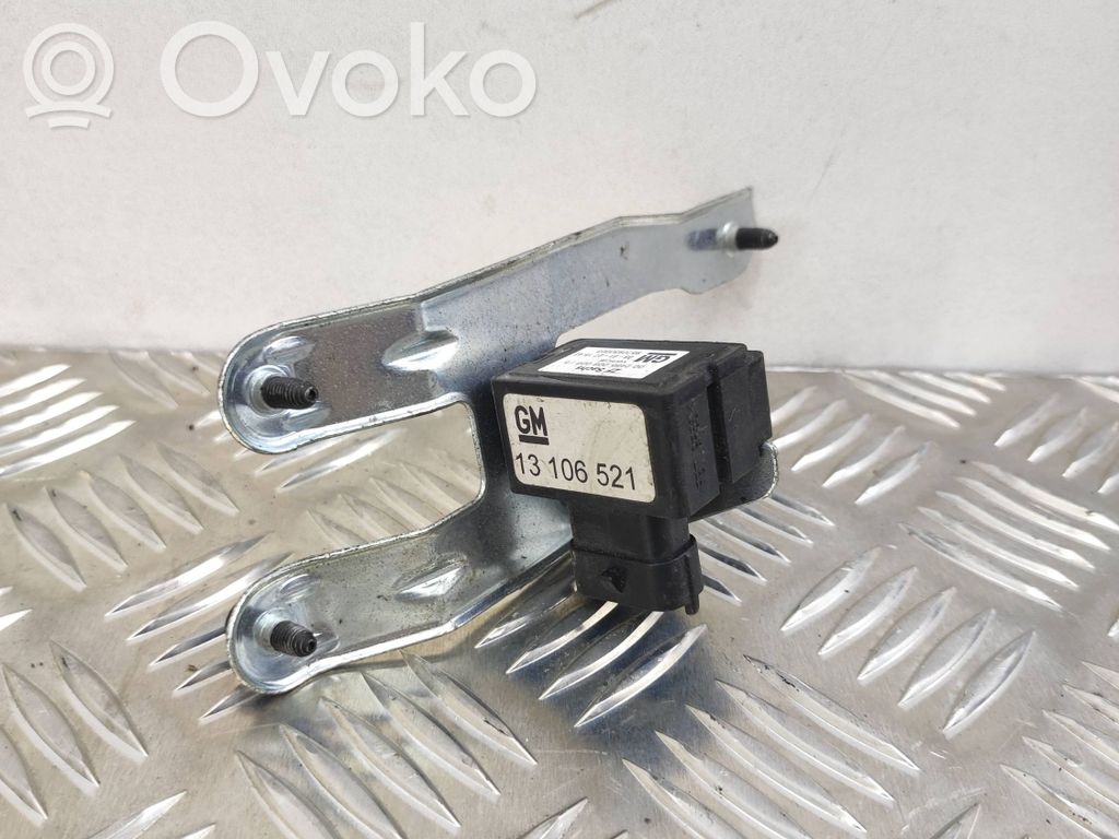 Acceleration sensor   13106521