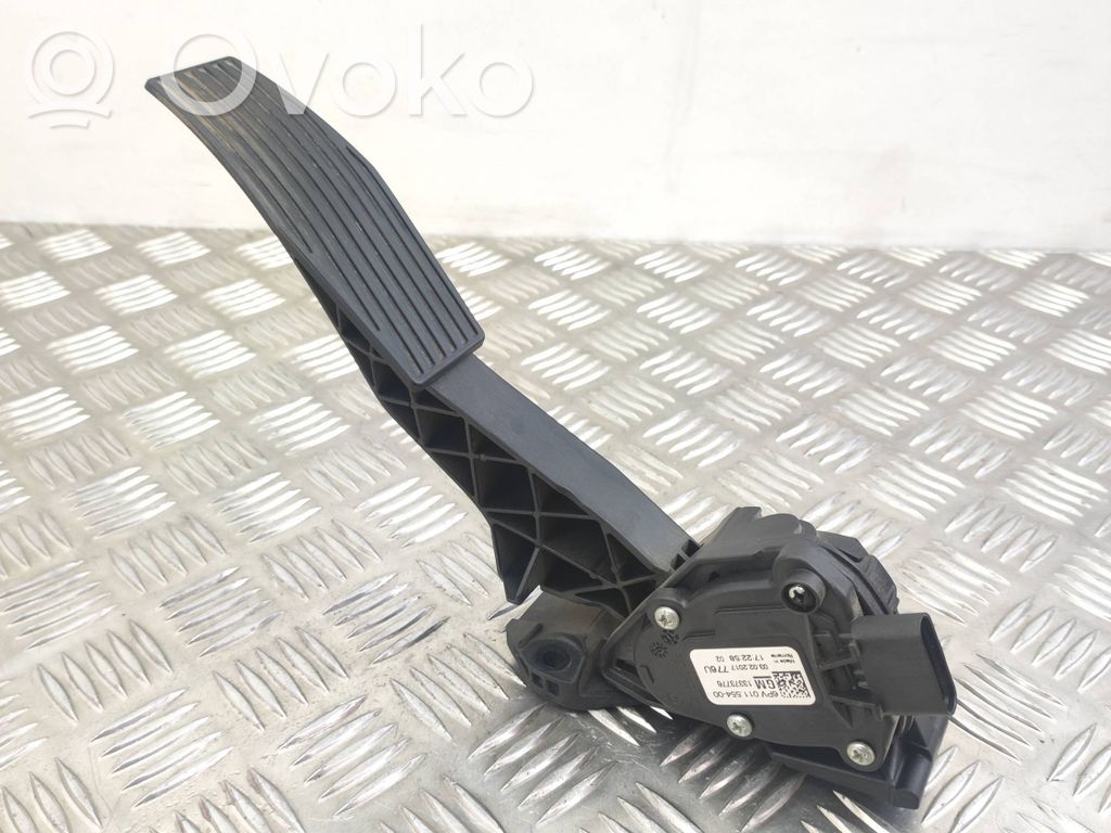 Opel Astra K Gaspedal 