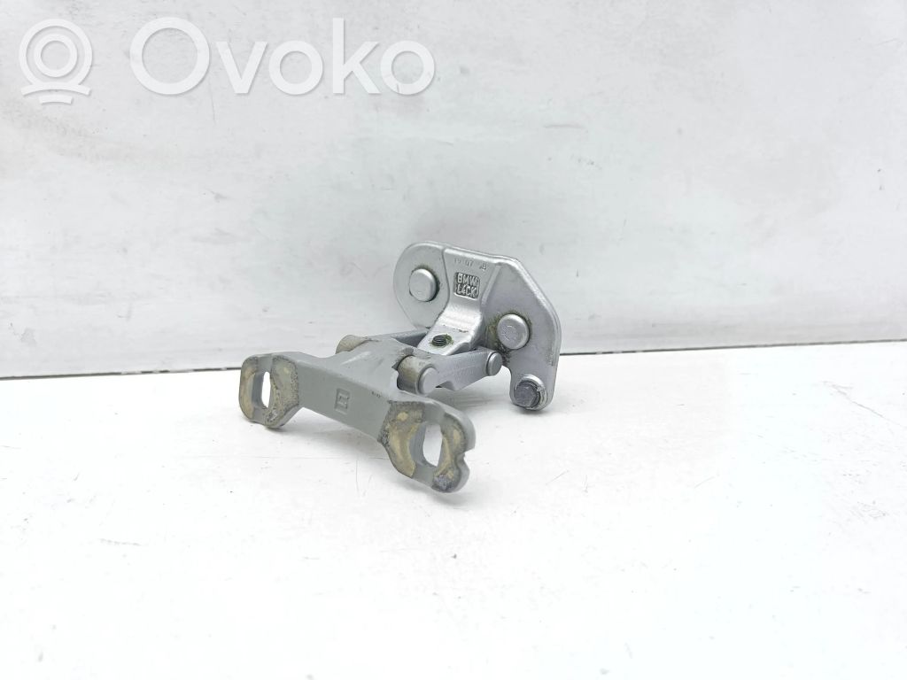 Tailgate/trunk/boot hinge   7060625