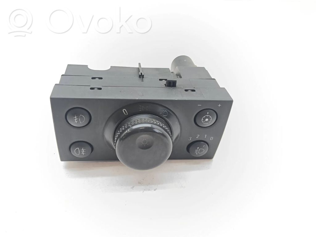Opel Vectra C Light switch 