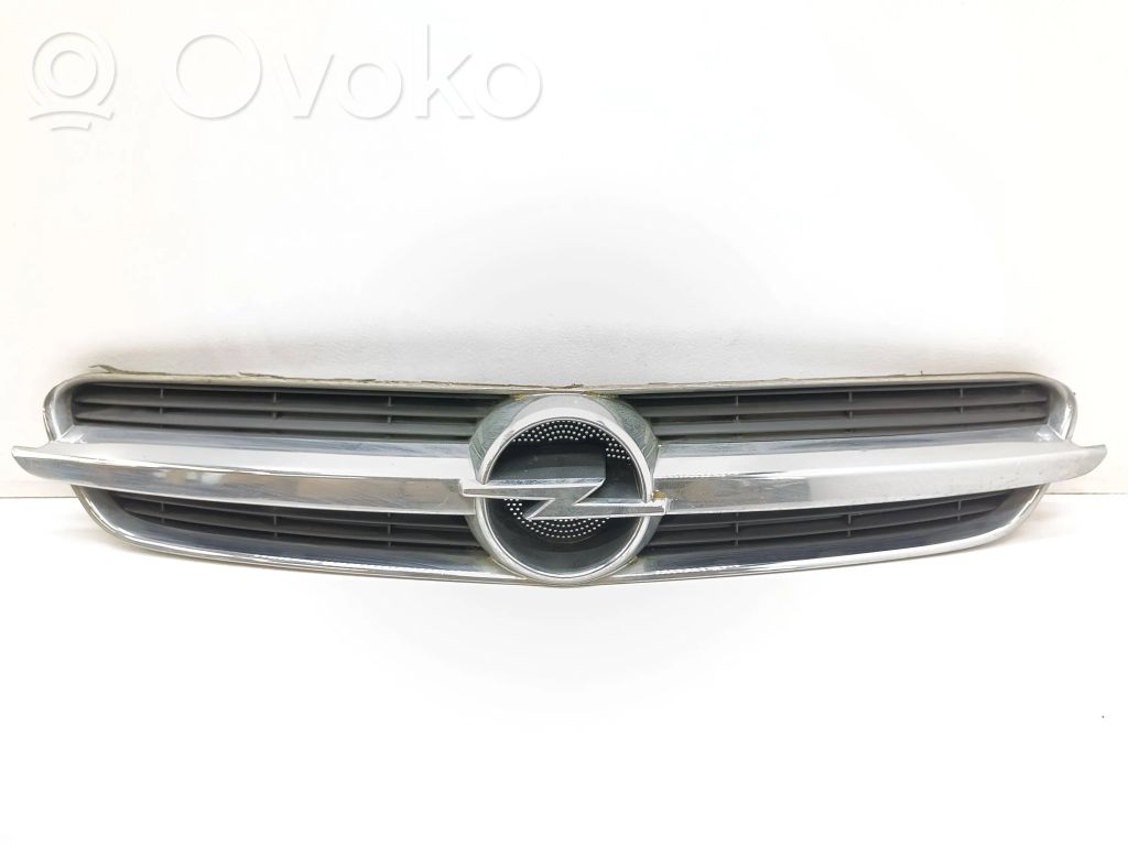 Opel Vectra C Etusäleikkö 