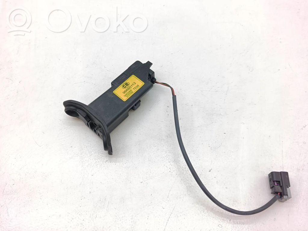 Opel Antara Fuel tank cap lock 
