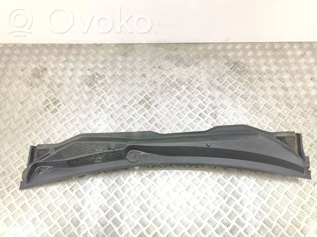 Opel Astra H Wiper trim 
