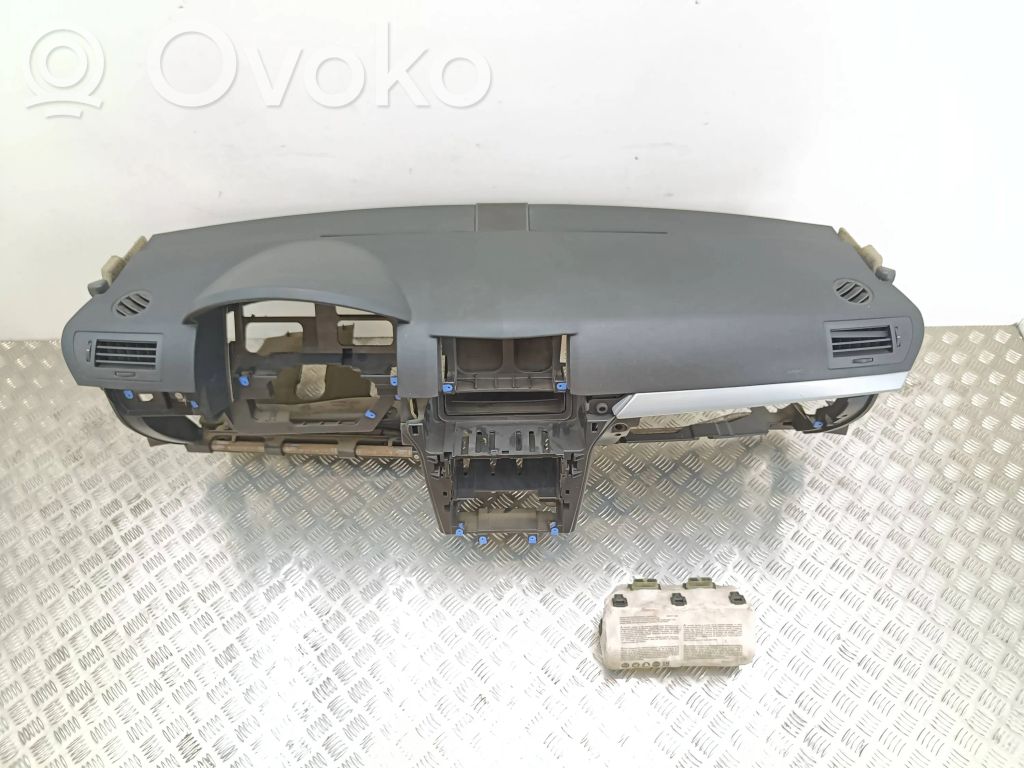 Opel Astra H Panelis 