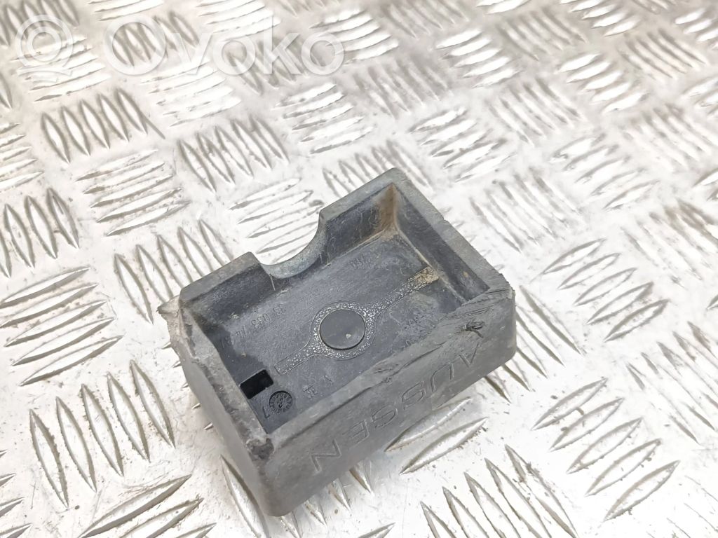 Jacking socket point   24435780