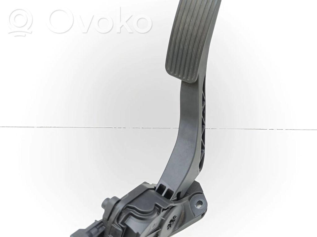 Opel Zafira C Pedał gazu / przyspieszenia 