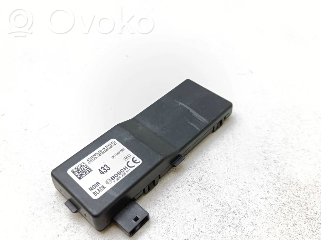 Opel Insignia A Door central lock control unit/module 