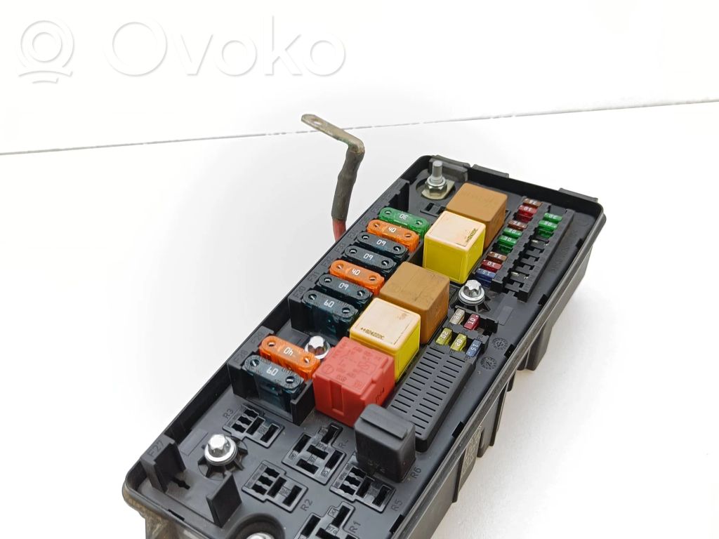 Opel Vectra C Fuse module 