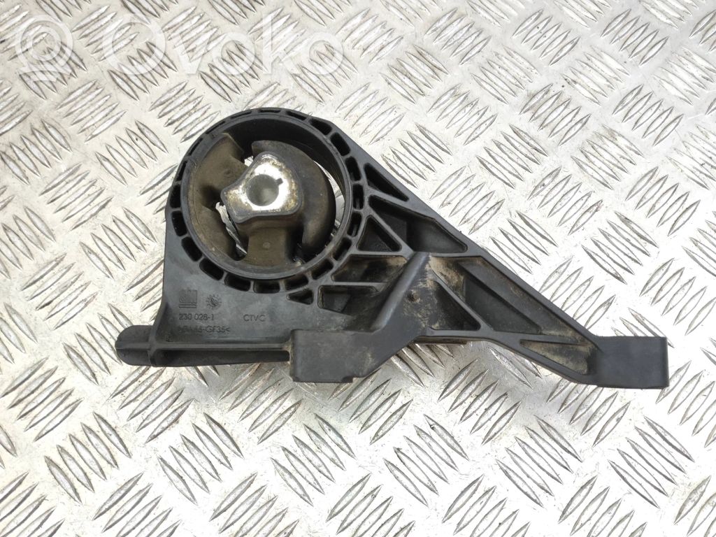 Opel Astra J Engine mount bracket 