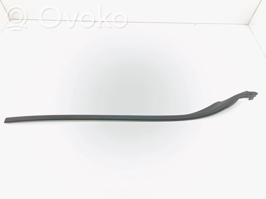 Volvo S60 Windshield trim 
