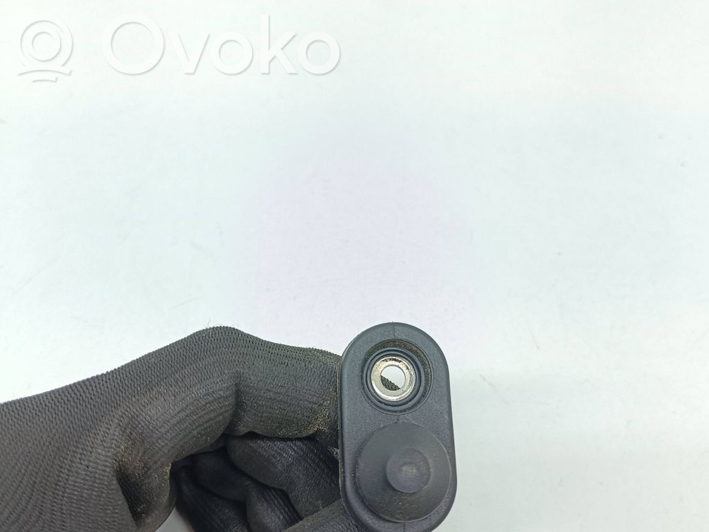 Loading door sensor