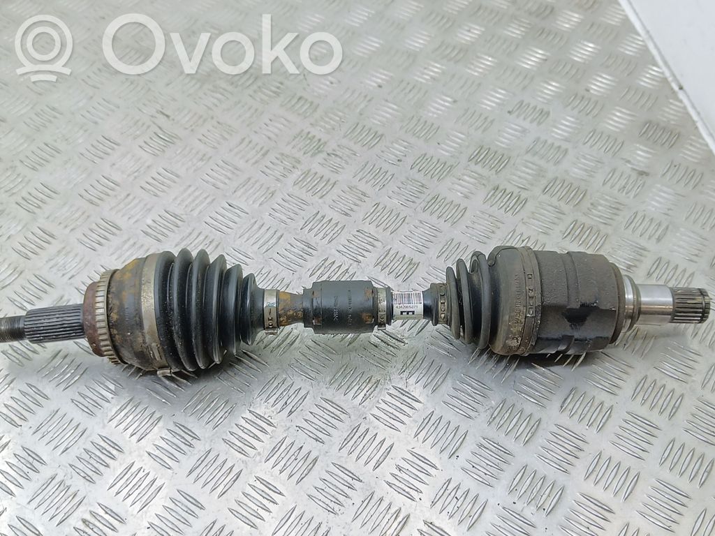 Toyota Avensis T250 Eje de transmisión delantero 