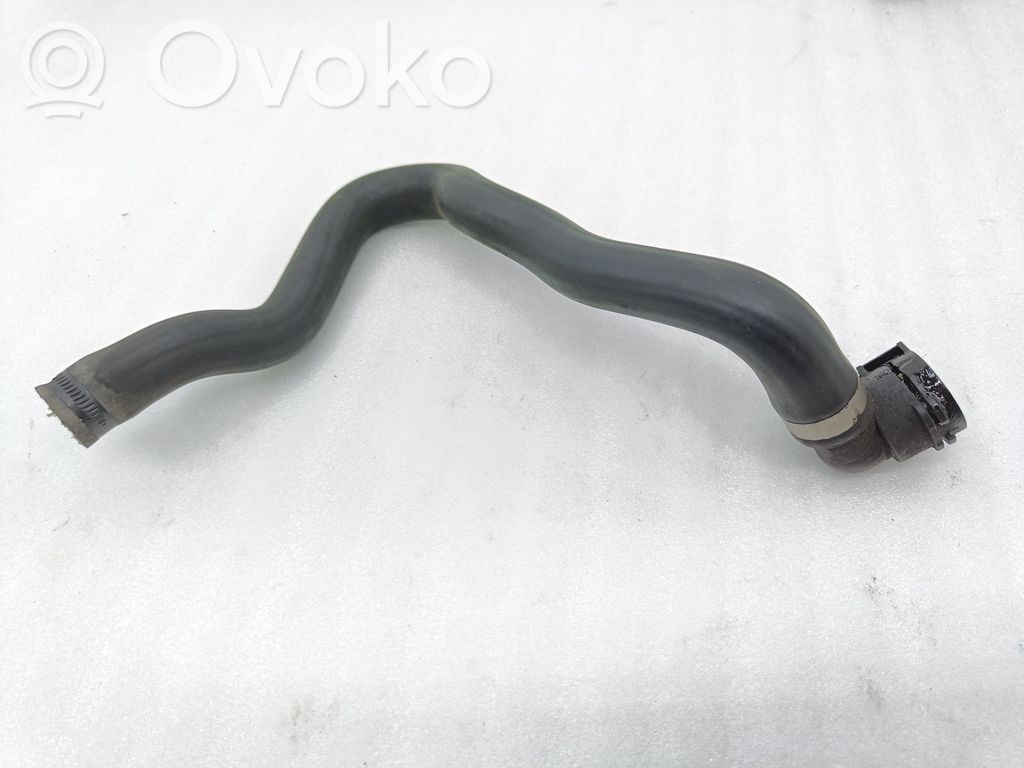 BMW X5 E70 Engine coolant pipe/hose 