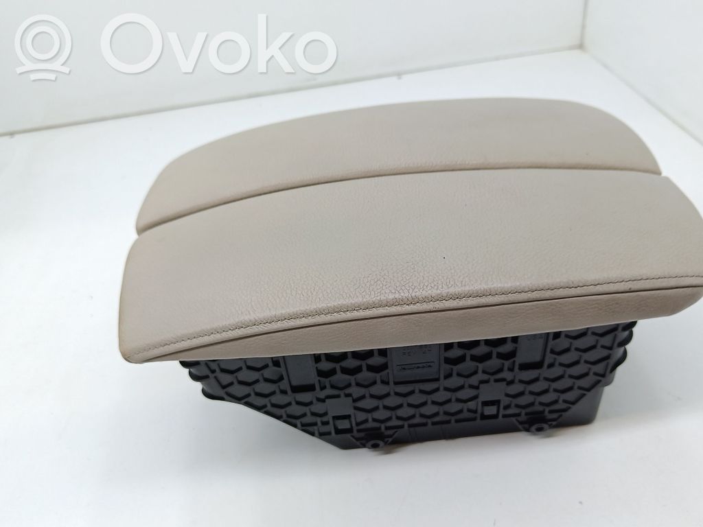 Podłokietnik tunelu środkowego   011136005,9115083