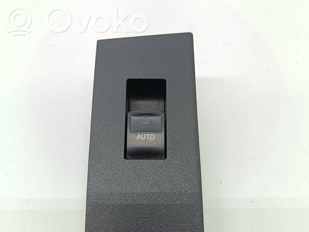 Toyota Corolla E160 E170 Electric window control switch 