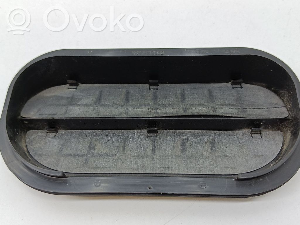 Volkswagen Caddy Kratka wentylacyjna pod zderzakiem tylnym 