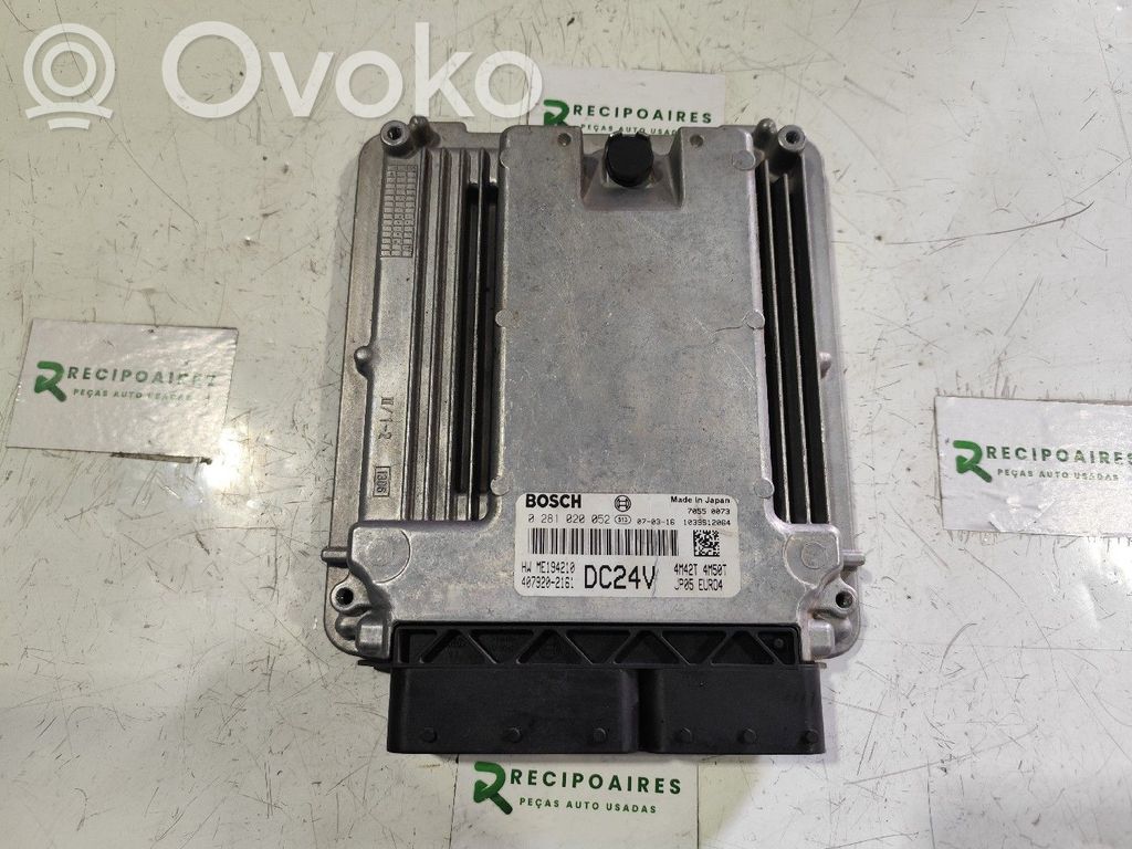 Sterownik / Moduł ECU   ME194210,0281020052,4079202161
