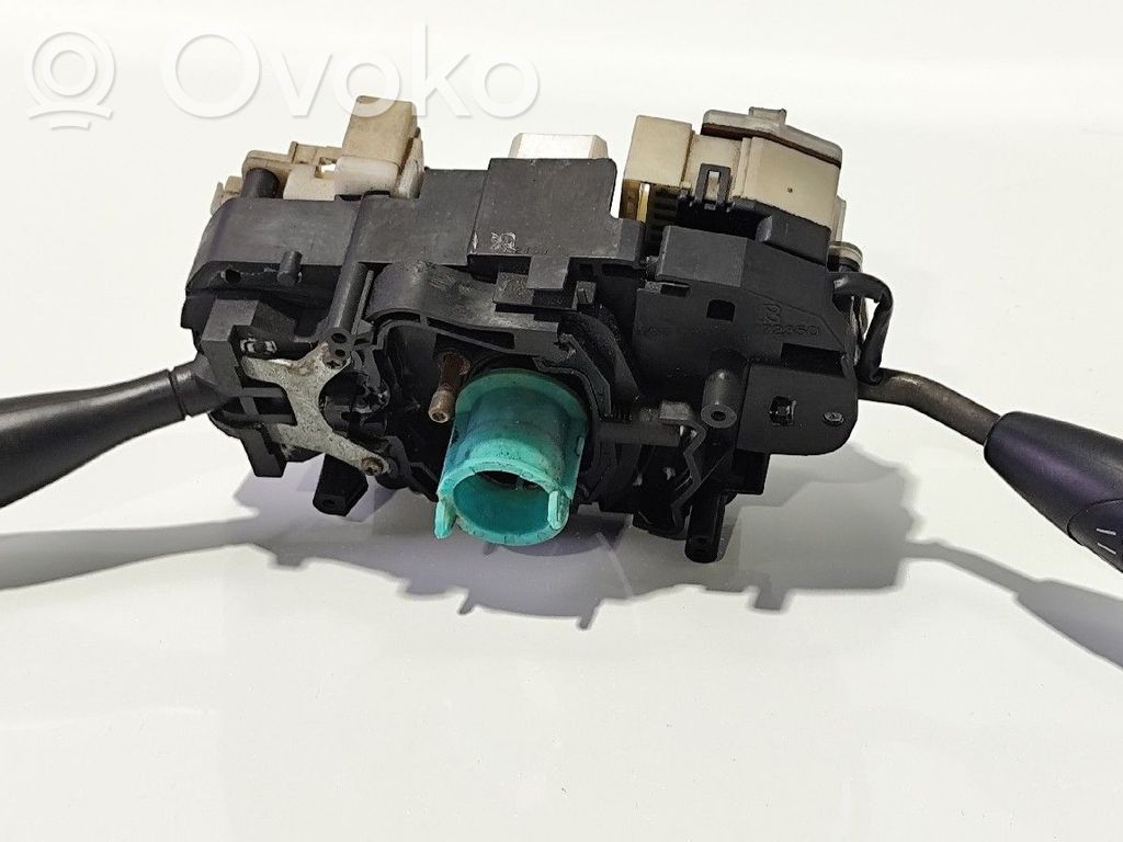 Mazda 323 Commodo, commande essuie-glace/phare 