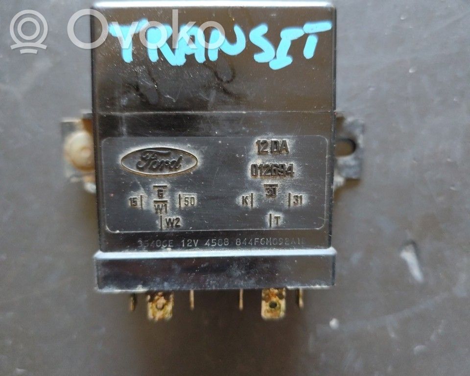 Multifunctional control switch/knob   012694,844F6M092A1B