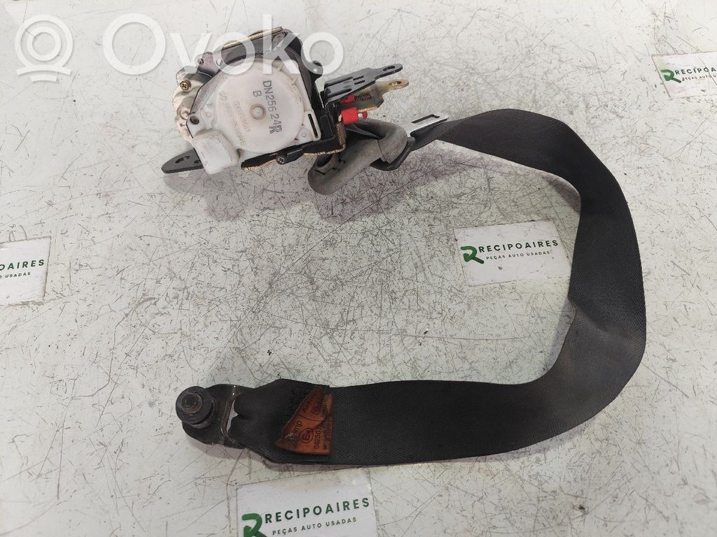 Mitsubishi Lancer Cinturón delantero 