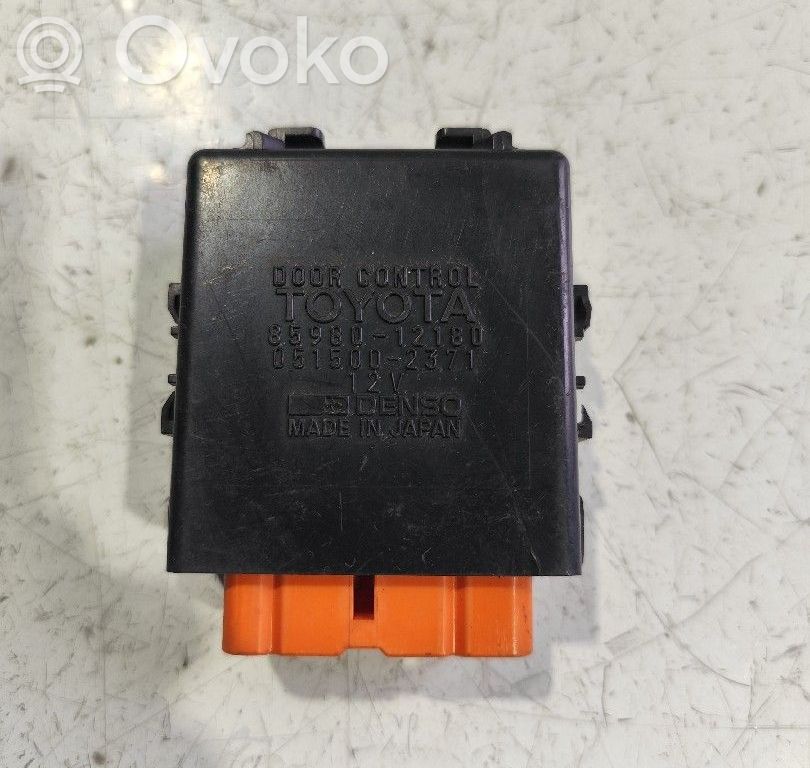 Toyota Corolla E110 Módulo de confort/conveniencia 