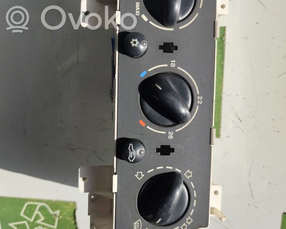 Climate control unit   662655J,920472