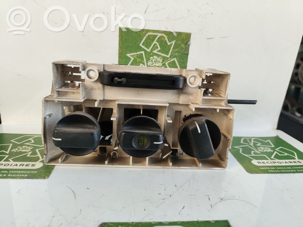 Climate control unit   1905871,90386823