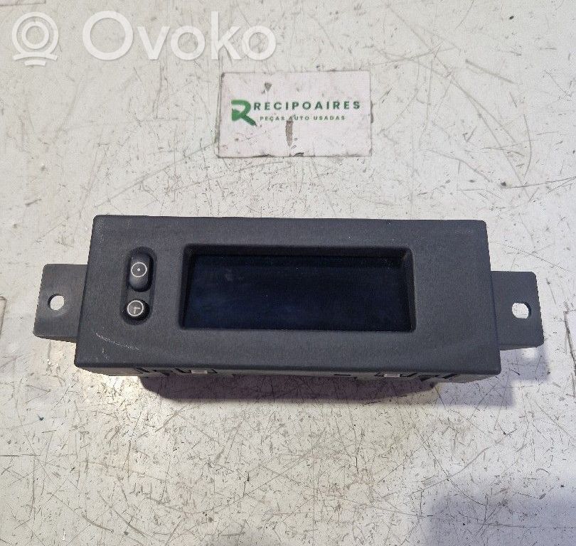 Screen/display/small screen   009164455