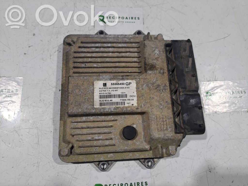 Opel Astra H Engine control unit/module 